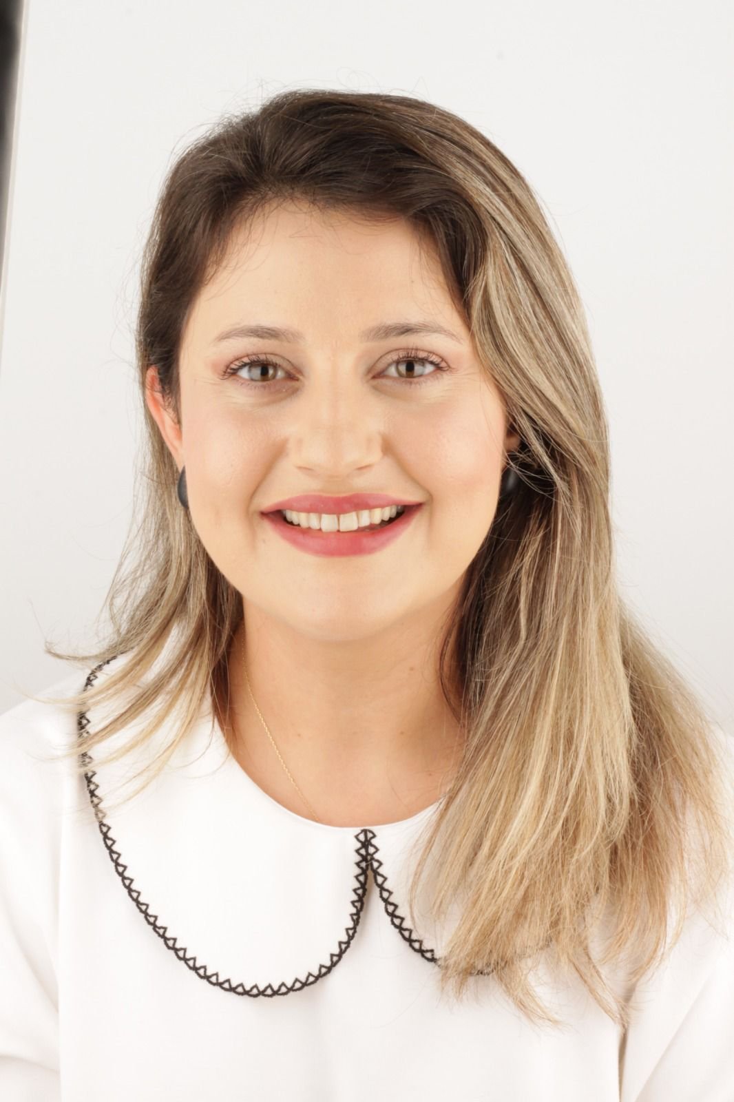 Dt. Fatma Arıcı Kurubaş, Diş Hekimi